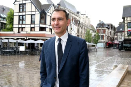 laurent jacobelli enfants